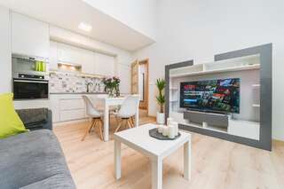 Апартаменты MB Cracow Apartments Краков One-Bedroom Apartment with air conditioning- Rakowicka 14a Street-7