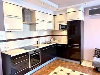 Апартаменты MB Cracow Apartments Краков Apartment with 3 Bedrooms, balcony and air conditioning - Szlak 50 Street-1